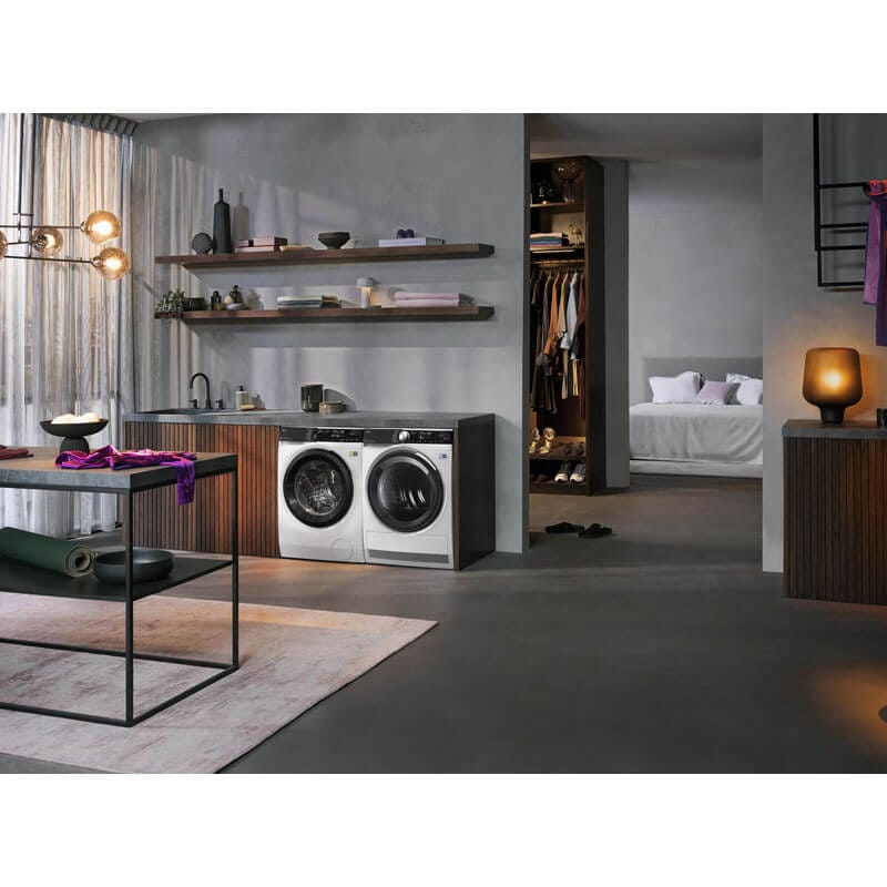 AEG 8KG Heat Pump Dryer | T858M6OBC - Image 3